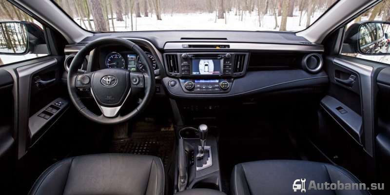 Передняя панель кроссовера РАВ4 модельный ряд кроссоверов RAV4 от тойота